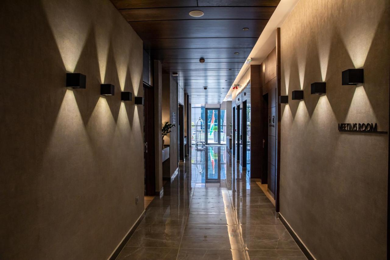 The Compass Hotel Амман Екстер'єр фото